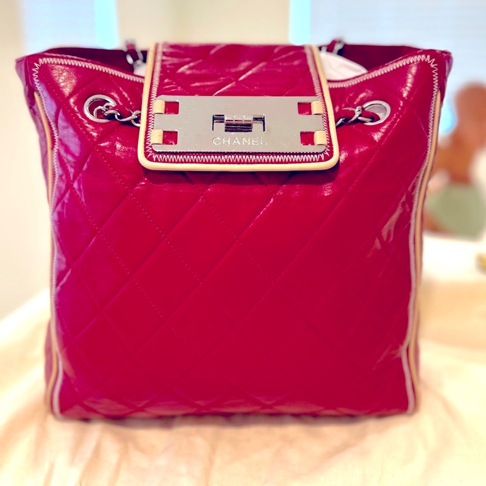 ♥️❤️ RARE CHANEL in RED LAMBSKIN Tote❣️ #Hermes #Fendi #Dior #Prada #Valentines